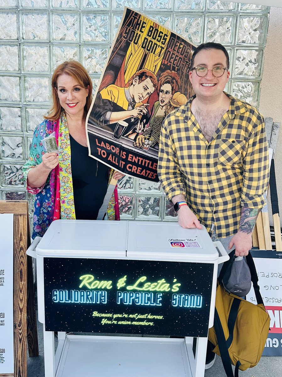 Chase Masterson 😳 tweet media