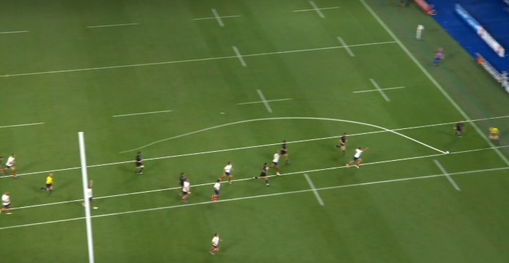 Le révélateur de TF1 sur la passe à l'origine du 2ème essai des Blacks 🧐 #FRAvNZL #FRANZL