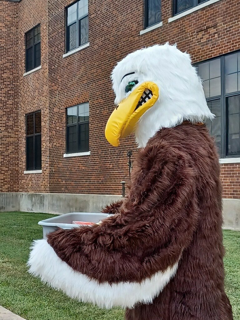 East Elementary tweet media