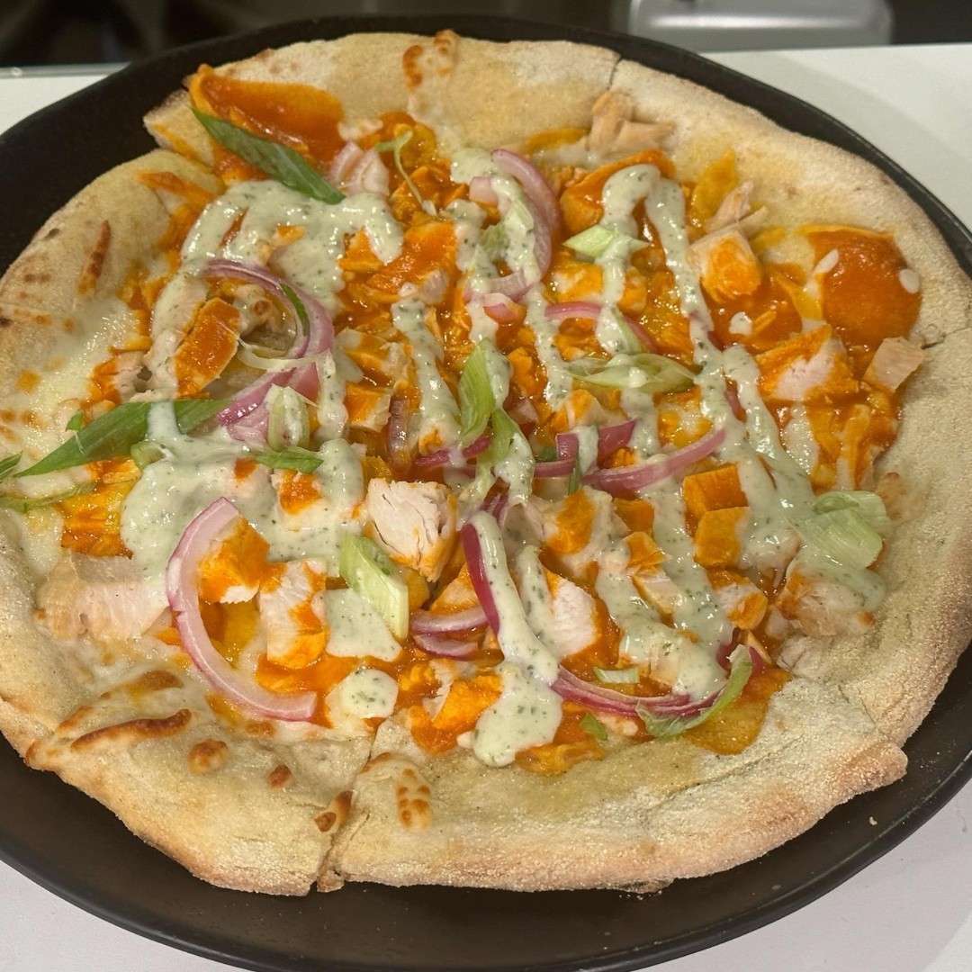 fullpintbeerpgh's tweet photo. As the seasons change, so does our menu at #FullPintBeer. Check out a few of our new items hitting our menu next week. Buffalo Chicken Flatbread and Harvest Salad...can you say #YUM!!

#eatlocal #drinklocal #drinkPGH #Pittsburghcraftbeer https://t.co/W2pUm99c9O