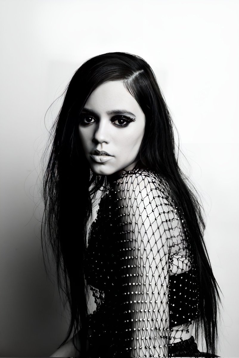 celinaka23's tweet photo. Algumas fotos ede Jenna Ortega  para A Book of Magazine em 8 de dezembro de 2019 em Los Angeles, Califórnia. 🖤
#parte9
📸
©️instagram/@JennaortegafanpageBr https://t.co/YpNv0Hrddn