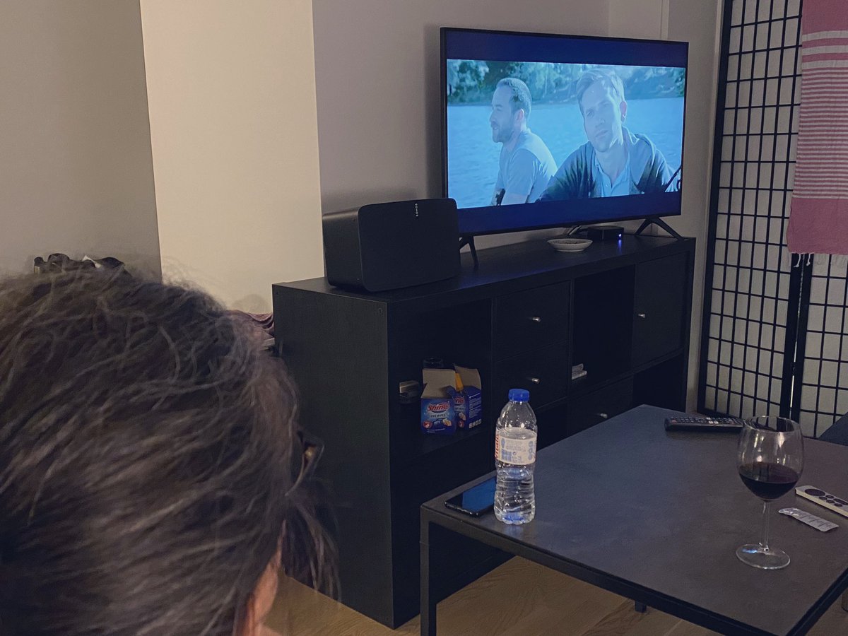 PsycheDK's tweet image. Fourth time watching #TheEndless this time with @MadGuida666. Cosmic horror, brilliant storytelling and lots of uncanny valley territory. I will never tire of the details of this movie 🌖