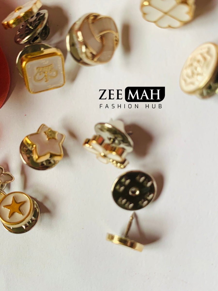 Zeemah_'s tweet photo. Our Classic Stud pins😍 Do you want that non too visible and flashy holder? Then here comes the exquisite stud pins
Stylish✅ Fashionable✅Stunning ✅

PRICE: per piece 400 NGN
             A pack(10 in a pack): 1,500 NGN

LOCATION: Osogbo| Oye Ekiti| Nationwide delivery

Pls Rt https://t.co/qvSq5YYgH7