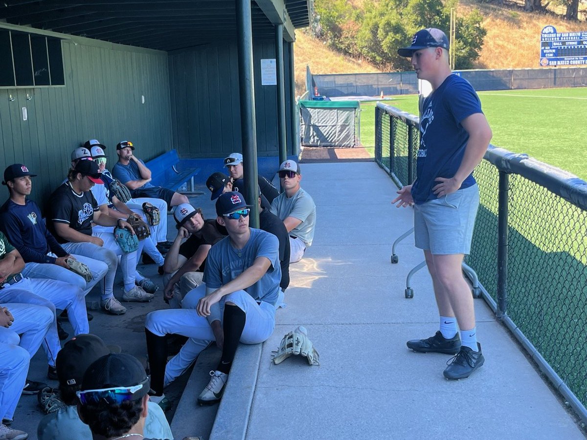 College of San Mateo Baseball (@csmbaseball) on Twitter photo Bulldog Legend <a href="/nv3_ngv/">Noel Valdez</a> back to address the team and explain what it means to be a Dawg. #BulldogPride Bulldog Legend <a href="/nv3_ngv/">Noel Valdez</a> back to address the team and explain what it means to be a Dawg. #BulldogPride
