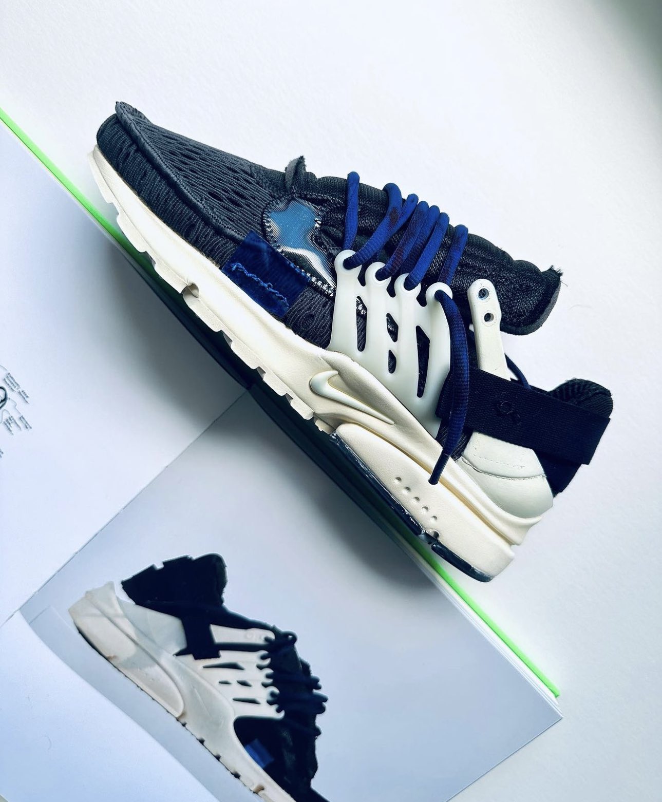 Air presto off store white og