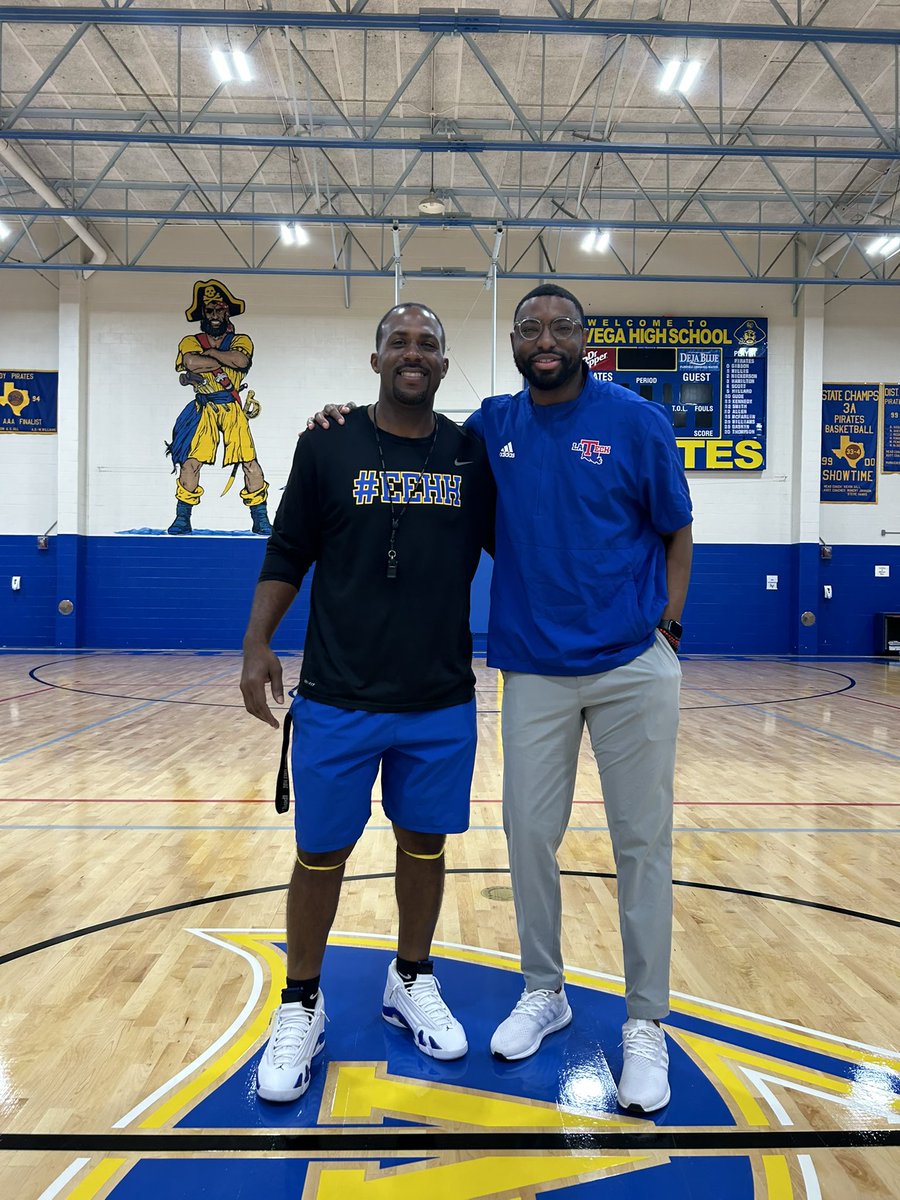 Coach Marcus (@coach_marcwill) on Twitter photo Big thanks and appreciation to <a href="/LATechWBB/">Lady Techsters</a> for stopping by yesterday Special S/O to My Guy, The Young 🐐Coach <a href="/TezDumars/">Tez Dumars</a> for taking the time to come watch our students-athletes‼️
#EEHH #LND #RecruitLVGBB Big thanks and appreciation to <a href="/LATechWBB/">Lady Techsters</a> for stopping by yesterday Special S/O to My Guy, The Young 🐐Coach <a href="/TezDumars/">Tez Dumars</a> for taking the time to come watch our students-athletes‼️
#EEHH #LND #RecruitLVGBB
