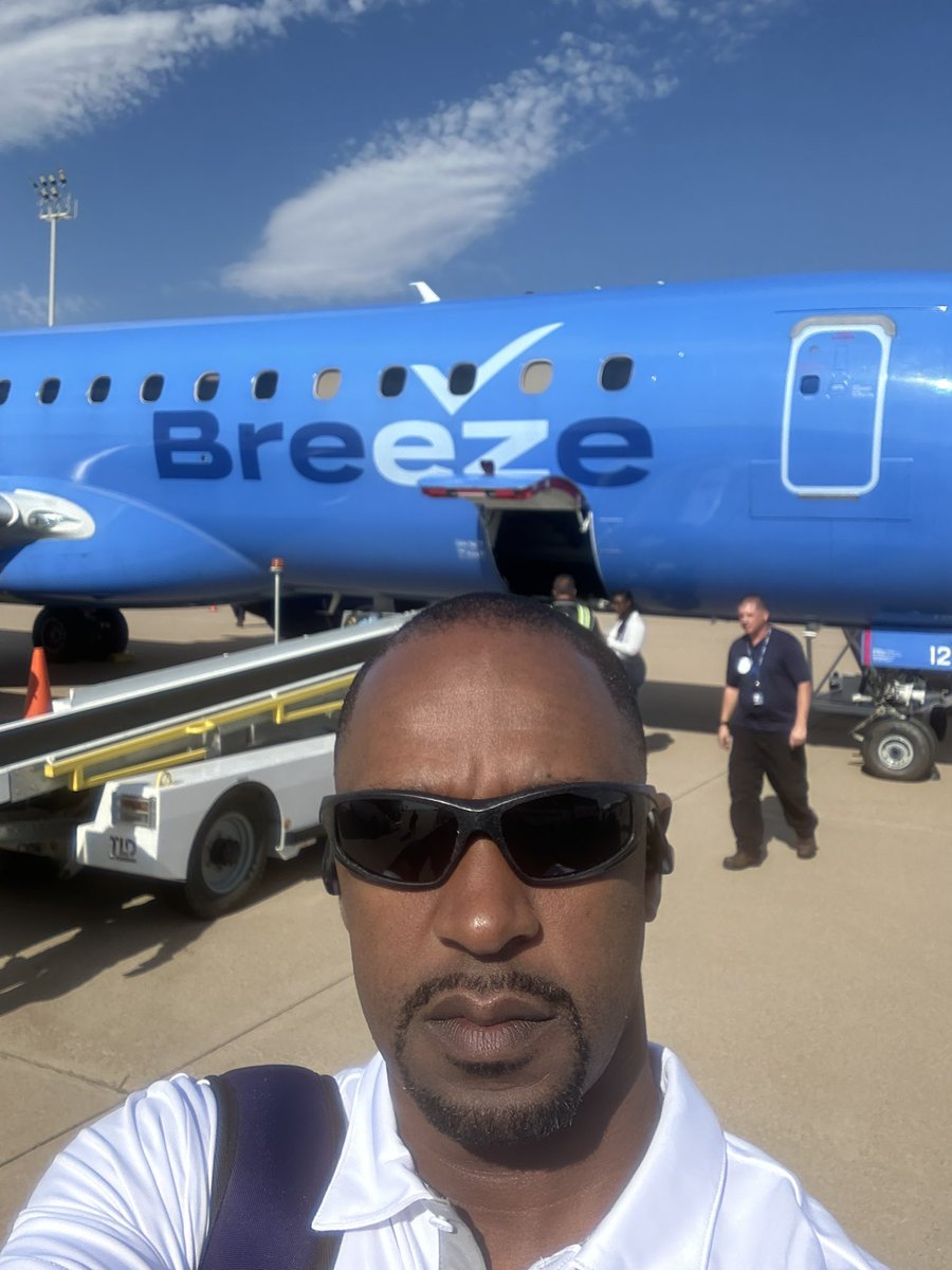 Coach De'Von Lockett tweet media