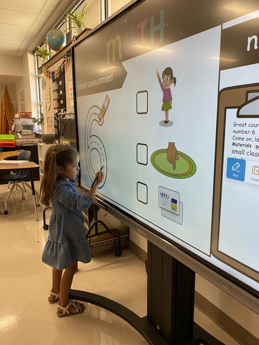 Mathematicians hard at work on this Friday!📋✏️