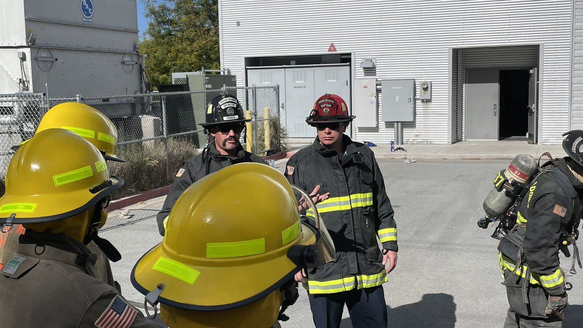 TMFPD's tweet image. The @aactreno Fire Science class took part in a smoke flow path  demonstration; how smoke behaves with different ventilation in adjoining rooms. We are proud to see our students engaged and excited about the future. #futurefirefighter @WashoeSchools