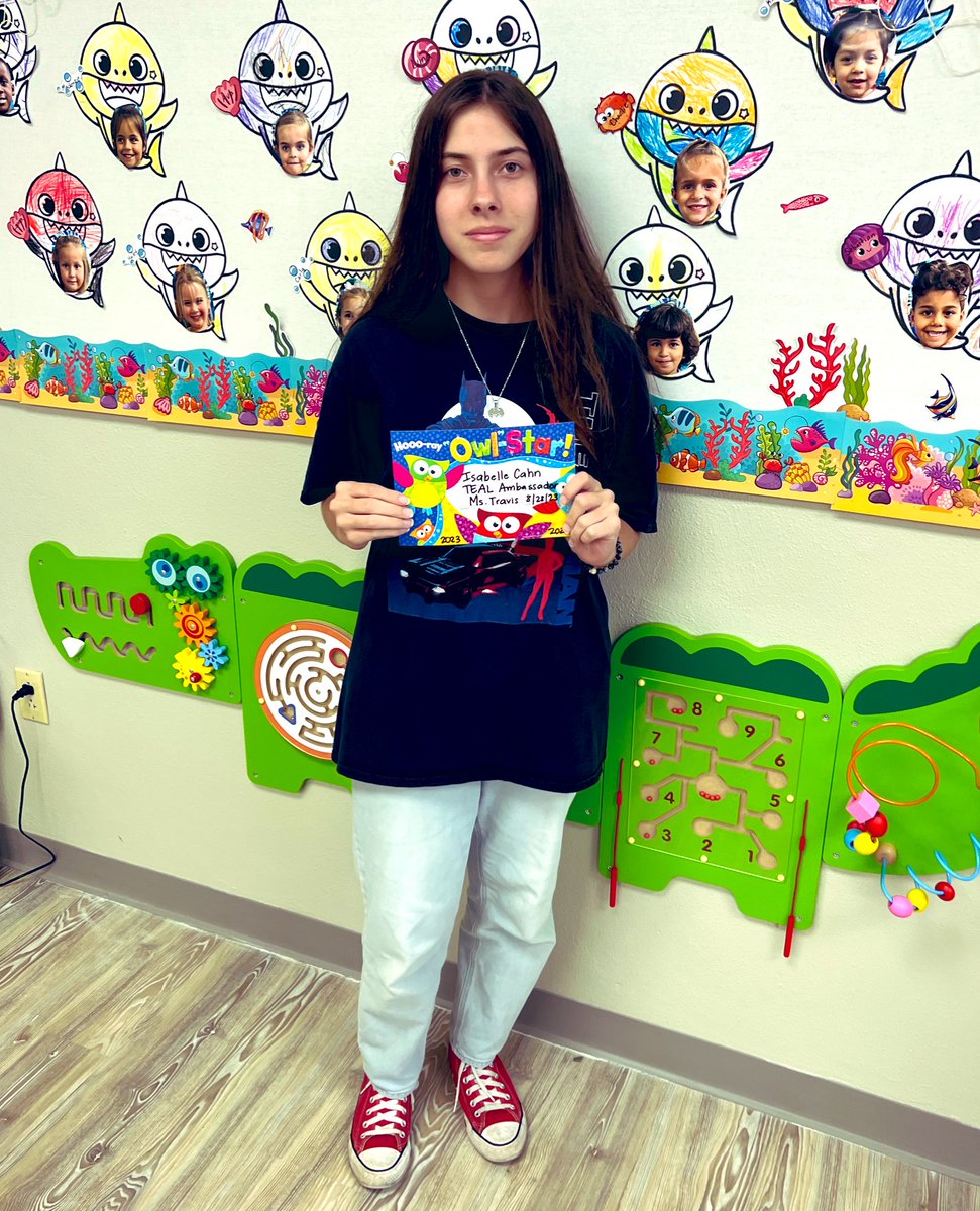 Ms. Travis 🦈👩🏼‍🏫🍎 tweet media