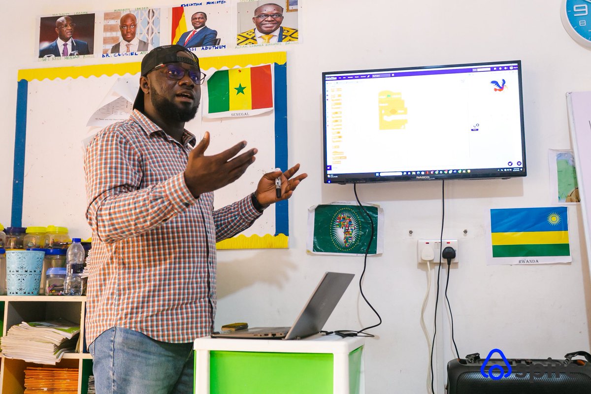 From coding novices to digital champions - a day of growth and learning at our #DigitalSkillsTraining for our scholars as part of the FEED Youth Excellence Award program. Laptops donated by @techsgiving to us are helping to drive digital literacy in Ghana.