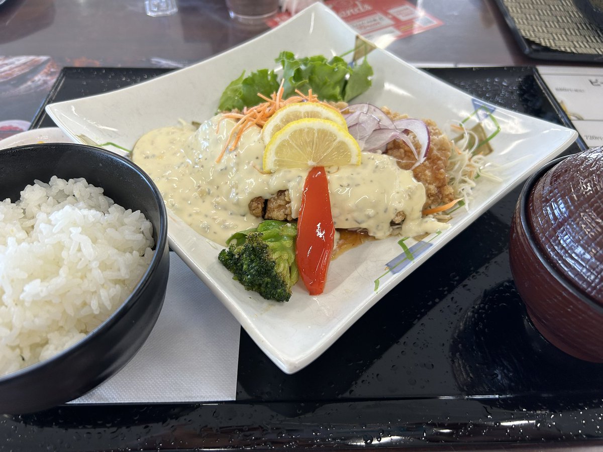 golfplayer76's tweet photo. #二丈カントリー #糸島
近くにこんな良いゴルフ場⛳️
少し狭くて難しいコースでしたが
景色良く気持ち良くプレイできます。
#ゴルフ https://t.co/DwEDnxLw8L