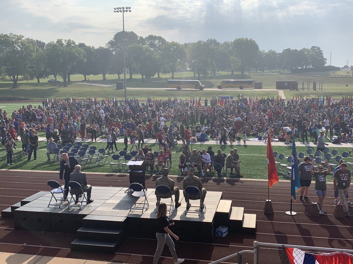 Beags_Beagle's tweet photo. Heart warming day to see all 4 of our on-post schools @usd207 walk in honor of our fallen, reflect on Freedom and 9-11. #Freedomwalk @kmispagel @psbeags https://t.co/bg5xJN1QwD