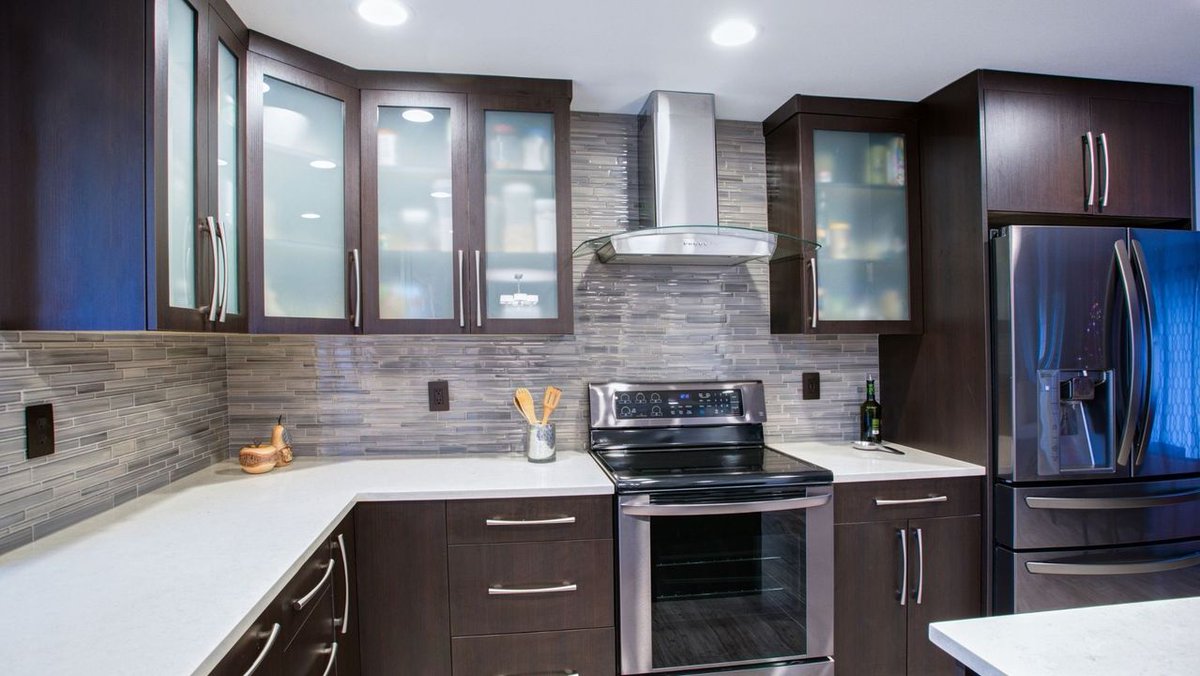 RIRealtorPro's tweet image. Are you a fan of this kitchen design? 
#kitchendesign #kitchen #interiordesign #homedecorhttps://www.facebook.com/login/