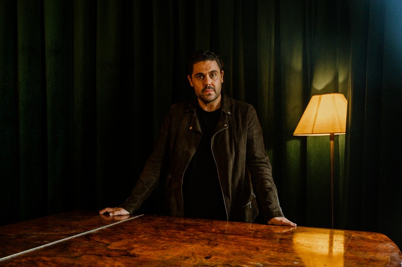 StarryMag (@starrymag) on Twitter photo .<a href="/dansultan/">Dan Sultan</a> fans snag some insight from the #altrock #singersongwriter #guitarist about latest single "#Fortress" watching Editor <a href="/NotYerAvgChick/">Jamie Steinberg ♡</a>'s exclusive interview at starrymag.com/dan-sultan-for…! .<a href="/dansultan/">Dan Sultan</a> fans snag some insight from the #altrock #singersongwriter #guitarist about latest single "#Fortress" watching Editor <a href="/NotYerAvgChick/">Jamie Steinberg ♡</a>'s exclusive interview at starrymag.com/dan-sultan-for…!
