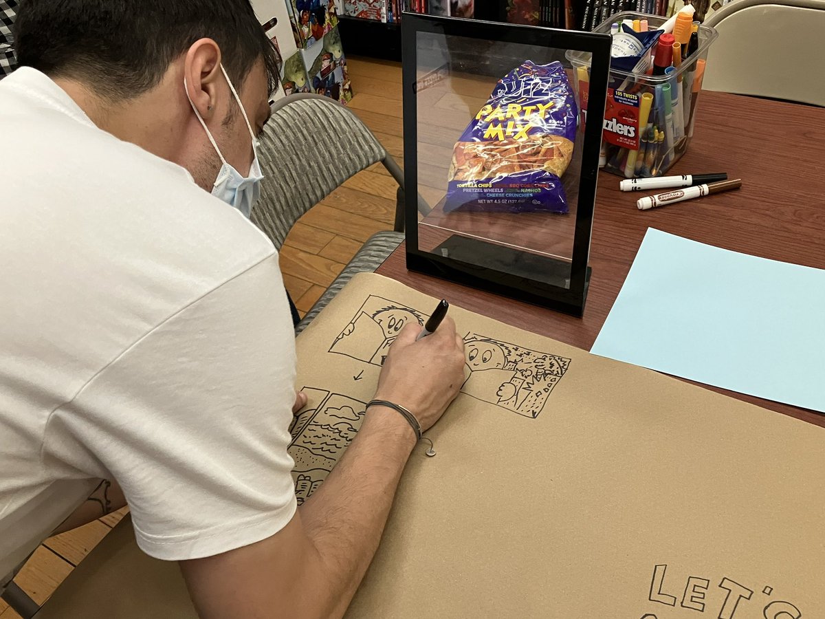TheLos's tweet photo. LETS GET THIS LAUNCH PARTY STARTED! #FANTOMCOMICS #SPX https://t.co/1hFQP9ig4K