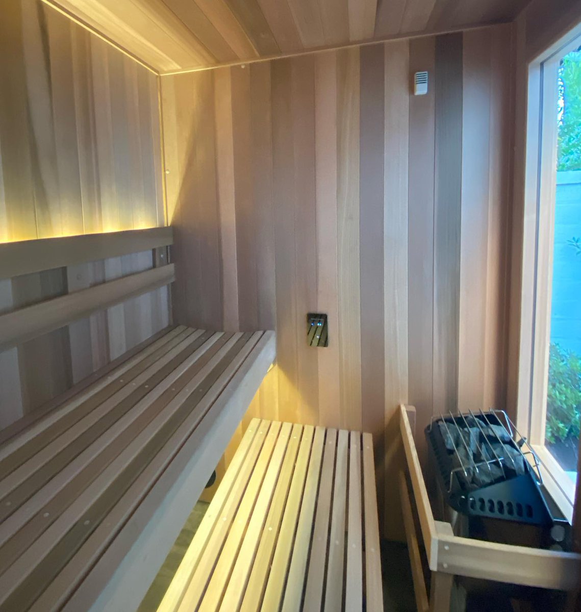Proshaggy1's tweet photo. Outdoor cedar sausa 5x7 
#sauna #outdoorsauna #customsauna #handcrafted #woodworking #cedarwood #nordicsauna #finnishsauna #saunafromfinland #saunalighting #backyarddesign https://t.co/Cmc5fx5dgQ