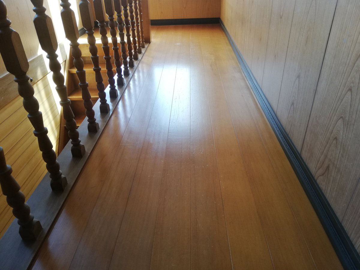 geek_toyama's tweet image. 2階の床、新しくしました