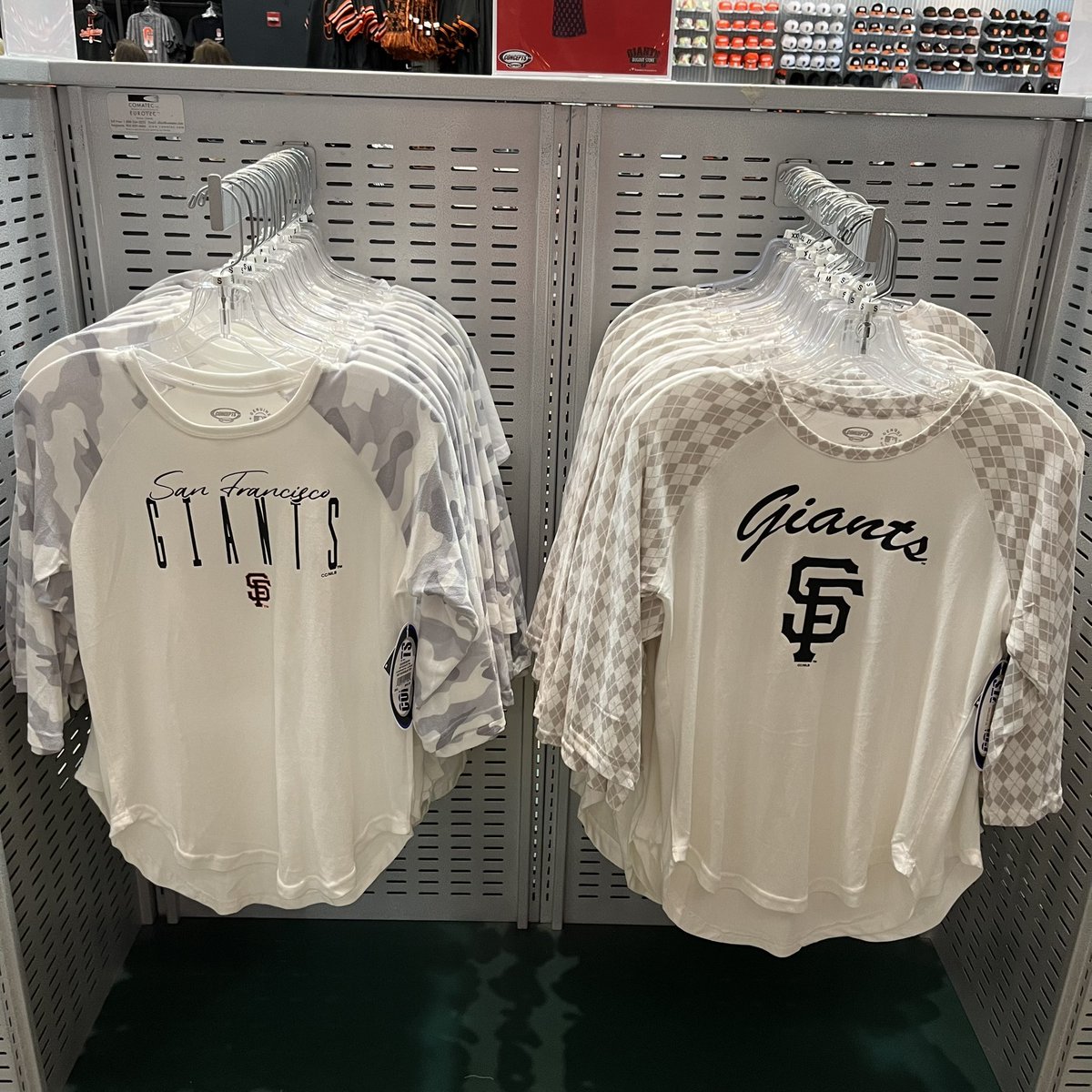 Giants Dugout Store tweet media