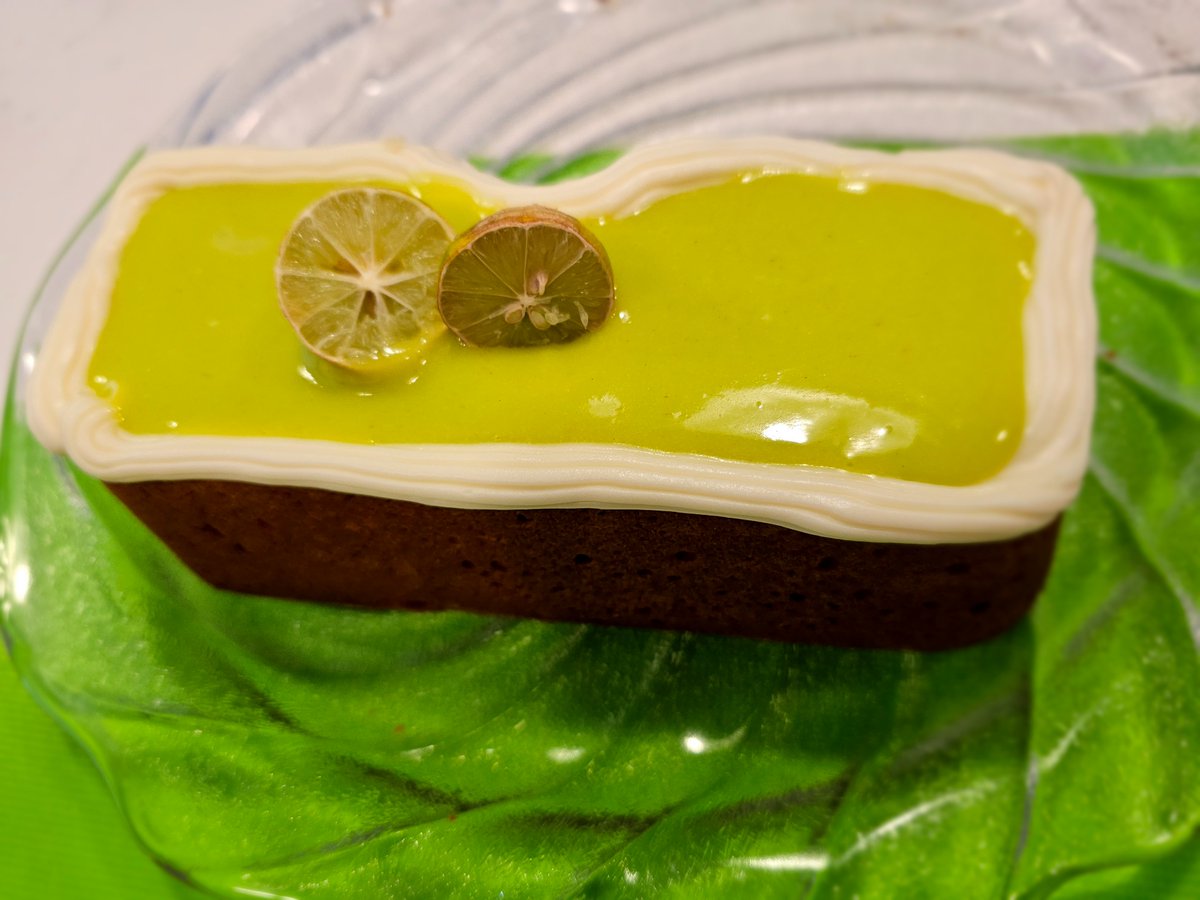 Unlock the key to happiness with our Key Lime Pound Cake! 🗝️🍰 
#BakingMagic #HomeBaker #CottageKitchen #EastTexas
