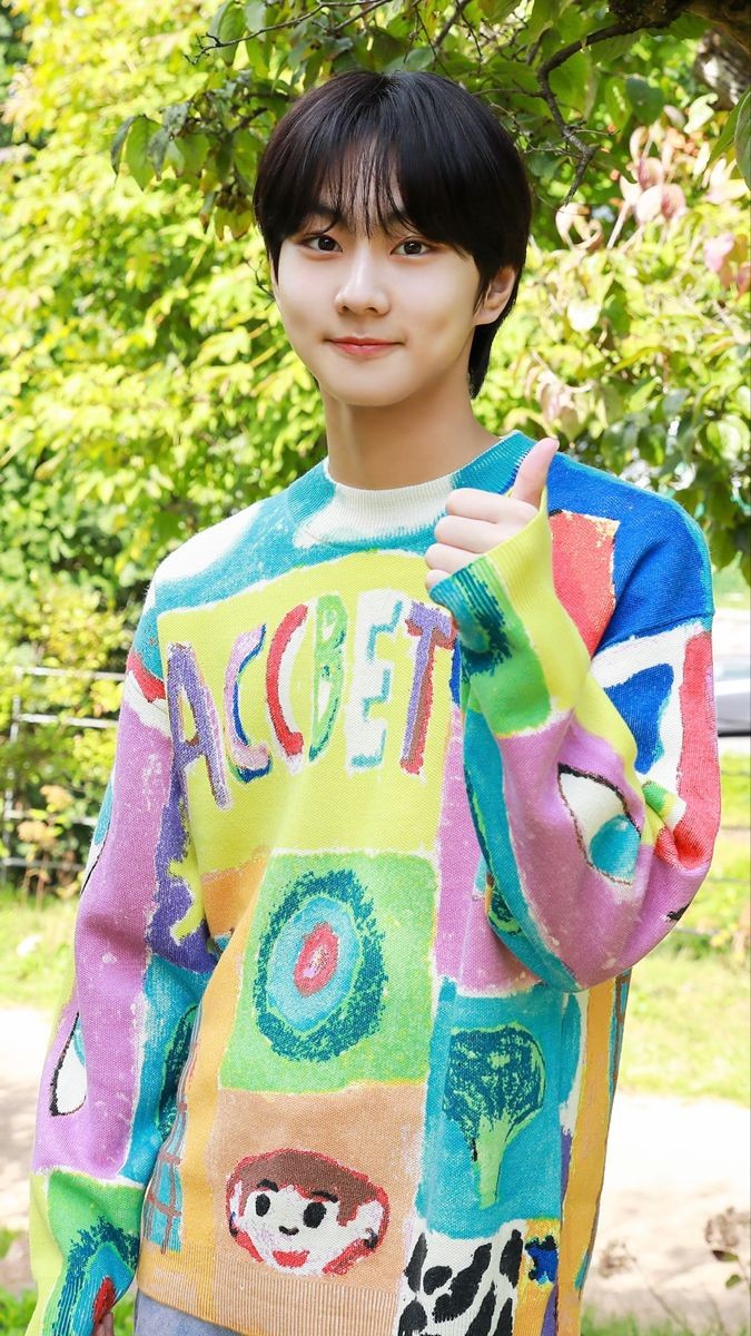 63won's tweet image. hello, I'm Wren! I'm looking for interactive moots

✮ he / him, filo 
✮ not new to #stantwt &amp;amp; #kpoptwt
✮ any fandom is welcome! 

↺ / ♡ are much appreciated