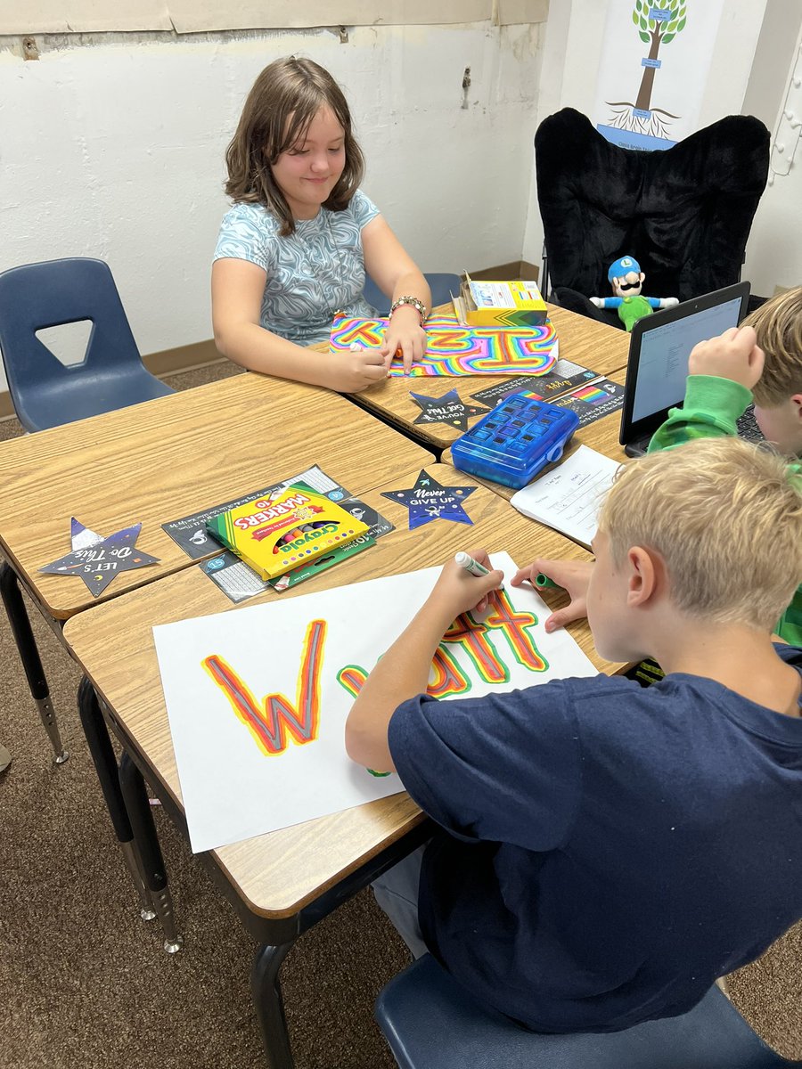 MrEs34Class2021's tweet photo. It was a great end to our second week of school! We started a cool art project that our scholars loved working on. Finish product picture coming soon! #scholarpower #learningvikings #artisfun🎨 https://t.co/QKi4uaQKXw
