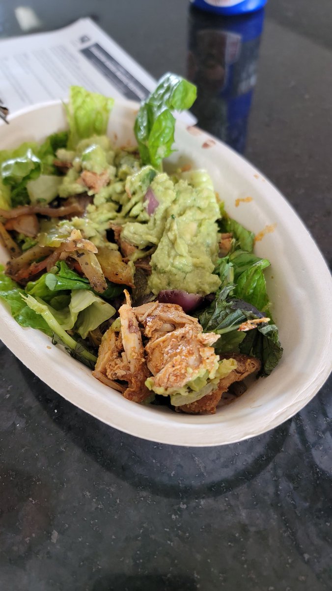 HuskerDad3's tweet photo. @ChipotleTweets Not happy with my mobile order tonight! 😡 Got about half the portion of chicken and looks like a kids portion of everything else.  #fixthis #notsatisfactory https://t.co/t3T5VsWJET