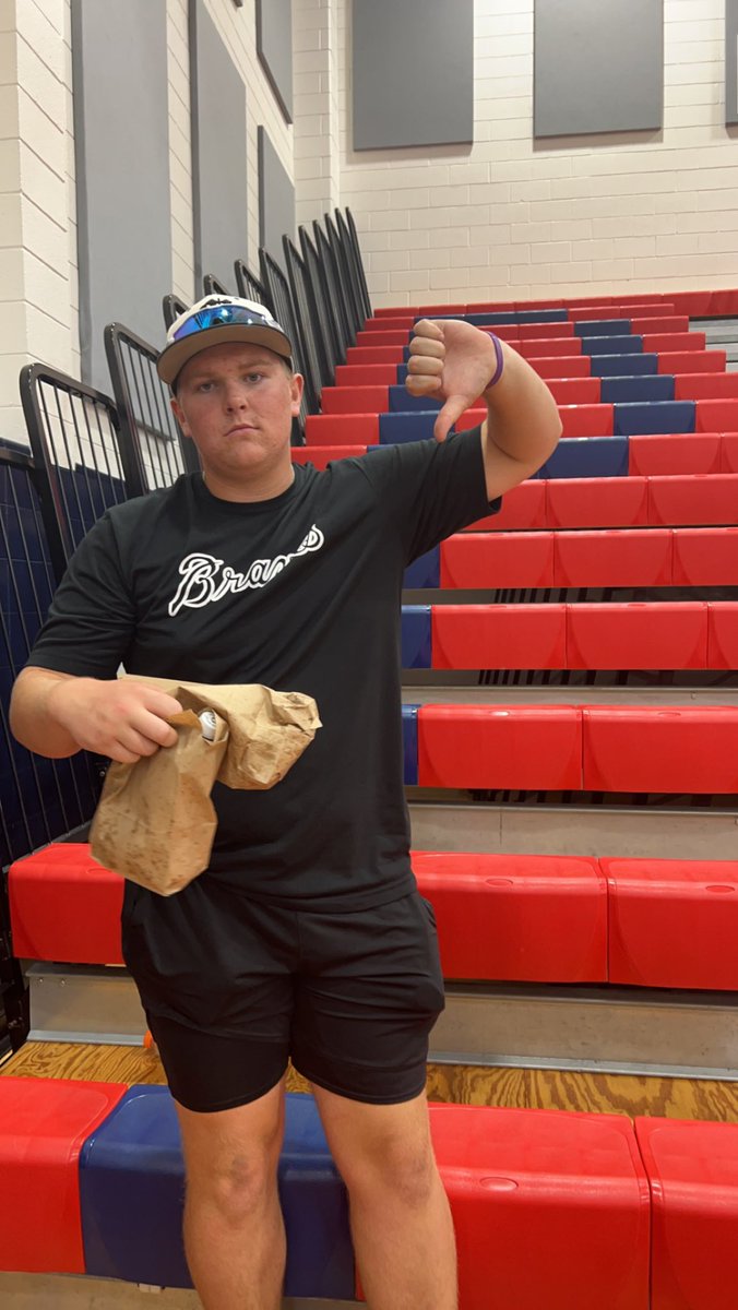 MandanStudentSection tweet media