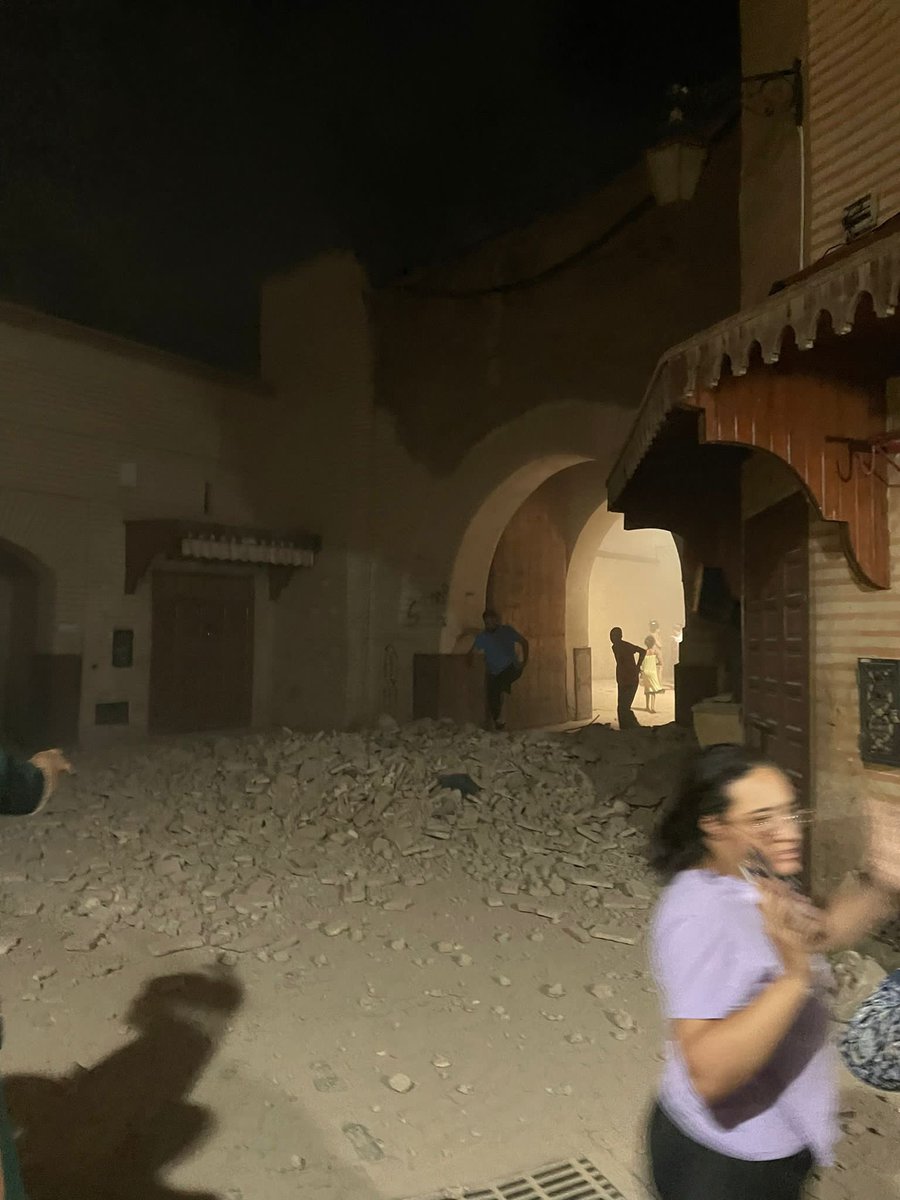 SUZANNE__eth's tweet photo. Increíble lo vivido en marrackech @rtve @telecincoes @atresmediacom #Terremoto #Marrakech https://t.co/HWDS4sXUyc