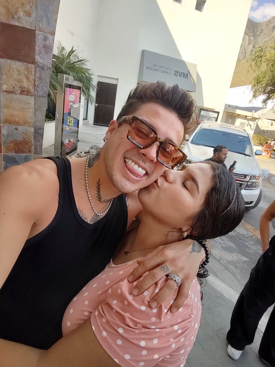 Sᴀɴᴅʀᴀ Rɪᴠᴇʀᴀ ♡ tweet media