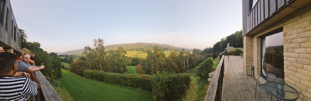 Andy_Boot's tweet image. ✅ Day 1 of @codecabin. 

Great folk, glorious scenery and delicious food 👌

#codecabin #cg23