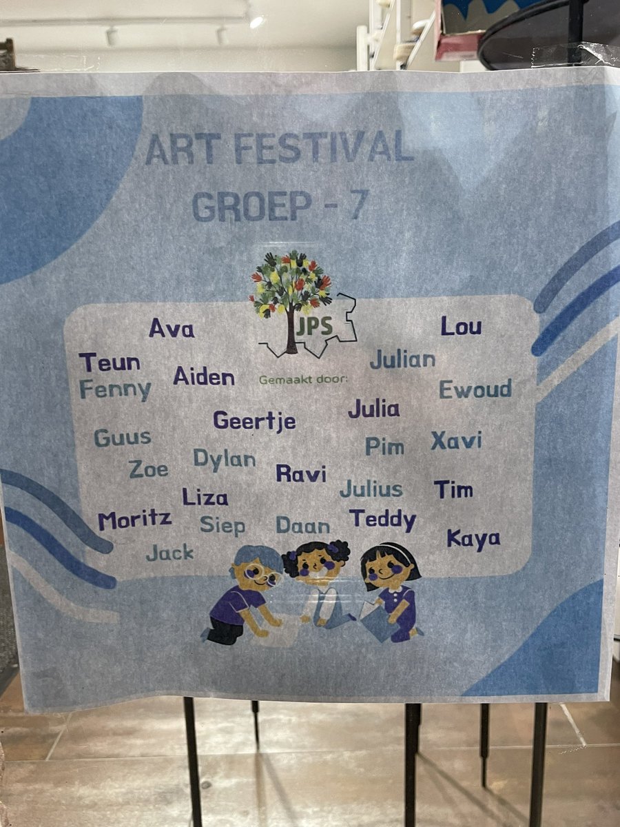 T/m vogende week vrijdag even wat minder schoenen in de etalage, maar wel de kunstwerken van groep 7 van de Johannes Paulus school voor KunstVesting Heusden dit weekend 9 en 10 september! 
#mooisteplekkievannederland