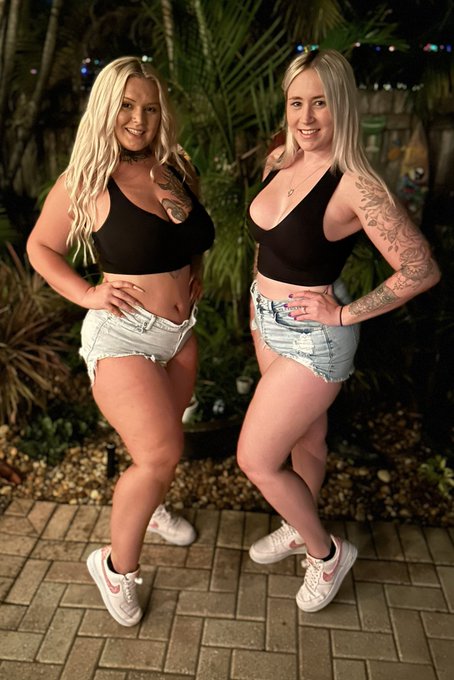 🚨Lost Lands Music Festival 2023🚨  Sept 21st-24th.. Thornville, Ohio  Me and @justa_barbi will be raging