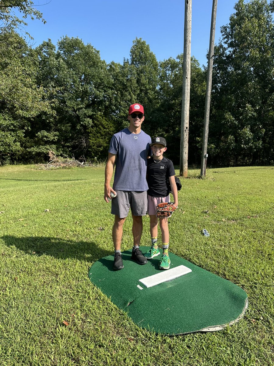 mickeyowenball's tweet photo. MOBS Training Day One ⚾️ 

Lessons with Boby? Book here: https://t.co/dyKyZnHVTY

#FirstMOBSTrainee https://t.co/5z9VrW9b0s
