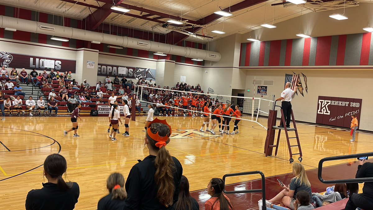 Got us a game here in Kenedy tonight! Lady Badgers up 1-0. Let’s go Lady Badgers!