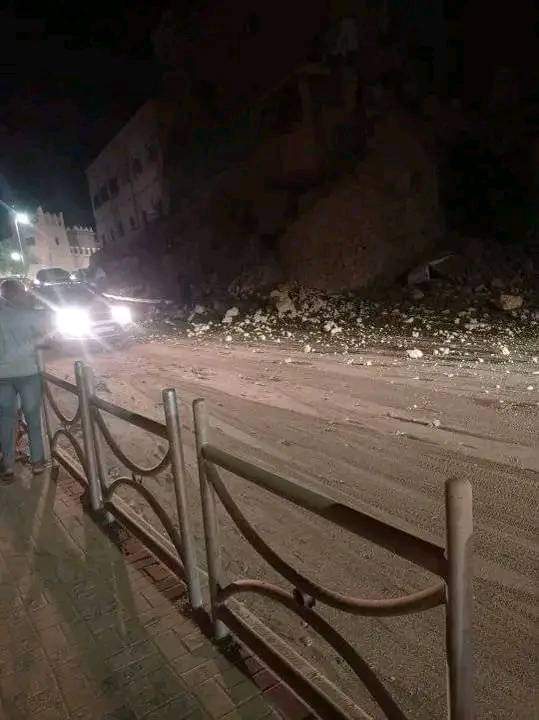 AlttshS's tweet photo. #زلزال_المغرب

 #عااجل مدينة مكناس المغربية ...اللهم أحفظ أشقائنا في المغرب من كل سؤ 🇲🇦 https://t.co/FfHIEhrixA