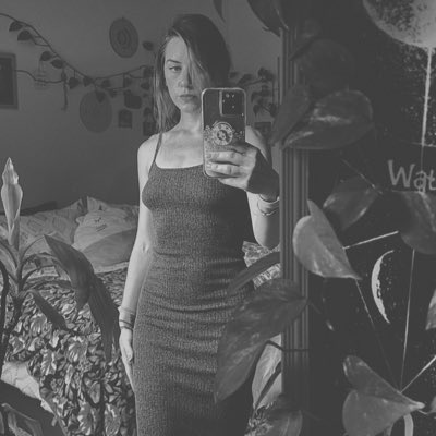 missmoondust_'s tweet photo. #NewProfilePic https://t.co/y9hXPM7aSu