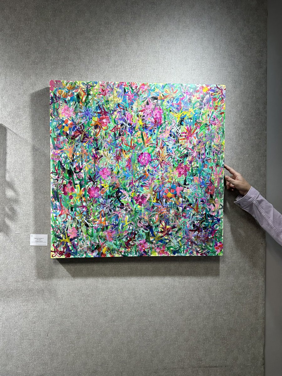 Laura Newell tweet media