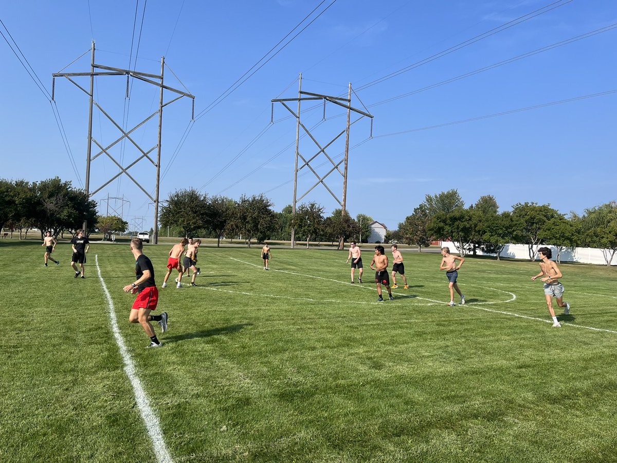 Results from yesterdays meet in Anoka where JV placed 4th and the Varsity 7th. We had 21 total PRs! We capped off the first week of school with some ultimate frisbee for practice. Well done Knights!