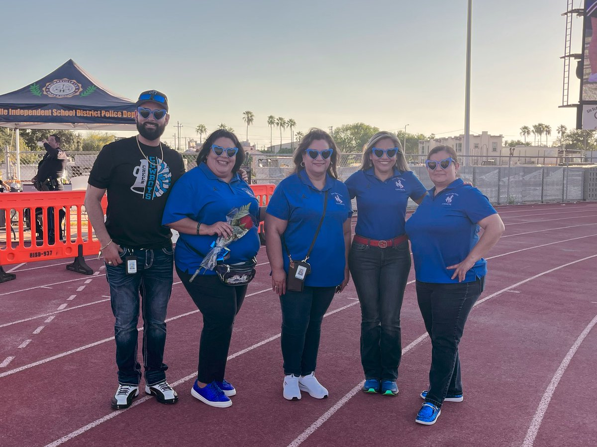 Shout out to our @PorterECHS administrators! #cowboypride  @BISDAthletics1 @BrownsvilleISD