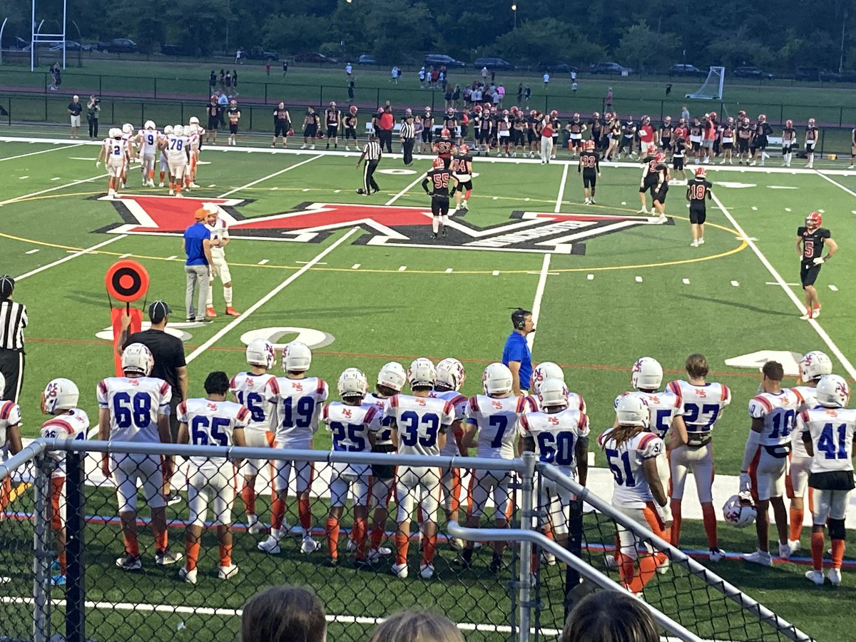 StrasPrincipal's tweet photo. Good luck for the second half! We got this! #lions https://t.co/BNiKR3ANRV