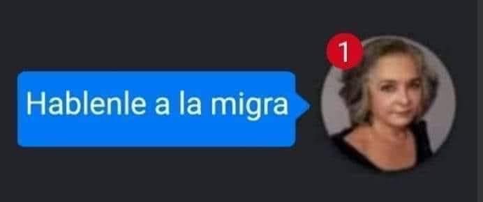 damara_macias's tweet photo. @queenver0nica y como siempre las nicoloquitas haciendo victima a #NicolaPorcella cuando él también le tiro a varios de la casa jajajaja 😭 https://t.co/0gyo4554pa