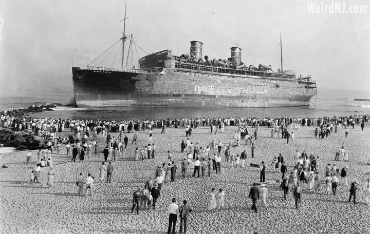 It was on this day in #WeirdNJ history, 9/8/1934, that the passenger liner S.S. Morro Castle ran aground just a few yards from Convention Hall in #AsburyPark, NJ. 

137 passengers and crewmembers died aboard or while trying to escape from the fire engulfed ship.