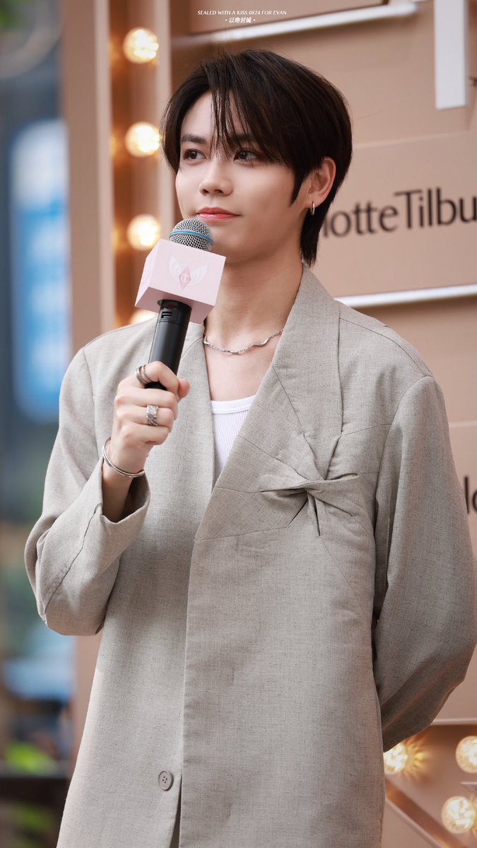 Good morning kubbbb 🎀

#หลินเยี่ยนจวิ้น #LinYanjun #林彦俊