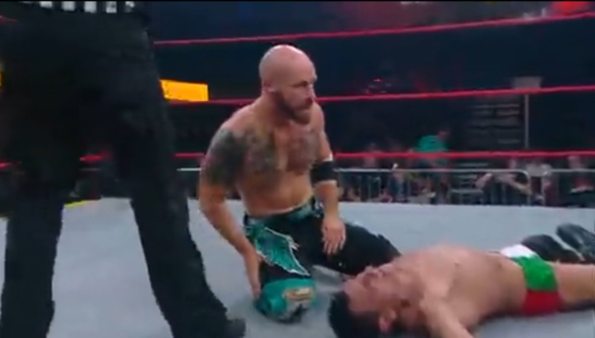 WrestlingPhobia's tweet photo. El reto abierto lanzado por Alan Angels fue aceptado por Guido Maritato. Le superรณ fรกcilmente. No resulta suficiente para poder comenzar a tomarlo en serio.
ABC necesitaban regresar a la senda de la victoria. Lo lograron a costa de Moose & Brian Myers.
#CountdownToVictoryRoad https://t.co/g2gFowvFlw