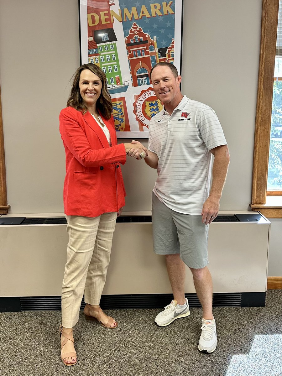 GVPrez's tweet photo. Got a little national championship bling personally delivered to my office today by 11X National Championship Coach @NickMitchell_GV. Skol! ♥️🤍🖤
@GVWrestling
#FirstOne #RedRising #ChampionshipLifestyle #Viktory #Vikings https://t.co/yzBDRxgoGV