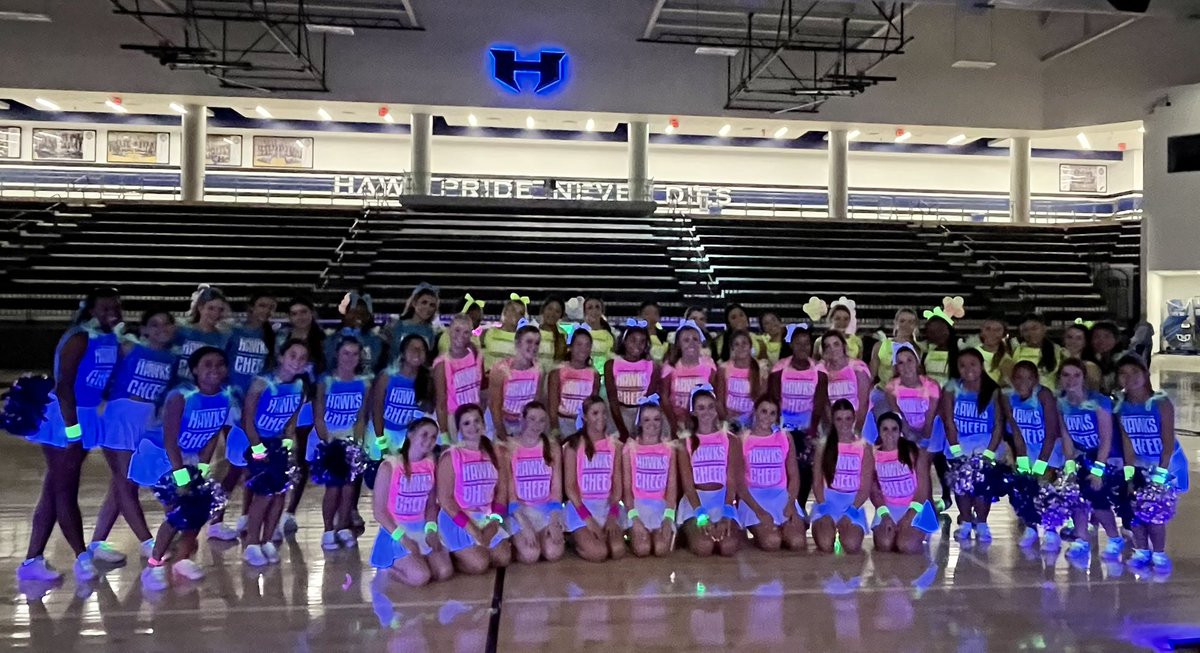 hebronbandboost's tweet photo. Join us at home for #FNL 7:30 pm @HebronFootball vs Eaton HS! @TheHebronBand welcomes @TheKillianBand @CVMS_Band @ArborCreekMSB to join us on the field and in the stadium. 🏈🎺🥳 #hebronband #AIATT #HPND #band #hebronband #hebronfootball #hebroncheer https://t.co/VQtD7l048c