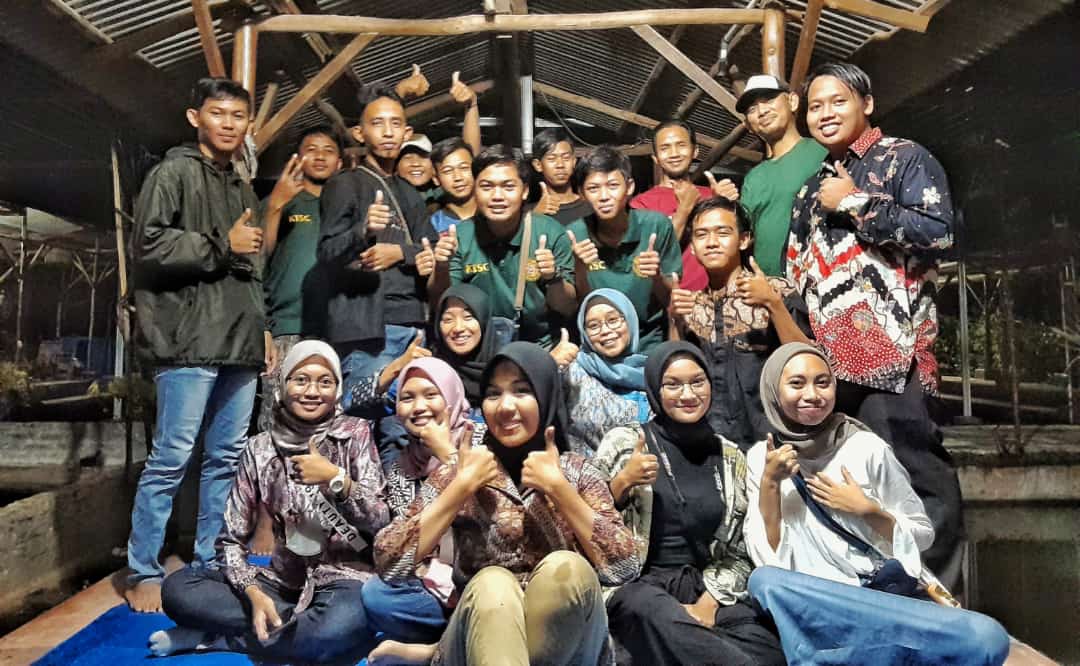 mrysttt's tweet photo. Buka bersama antara Kartar,Duta baca Kab. Majalengka, Imah Ajar.
🔥🔥
#SalamLiterasi
#Pemuda
#GenerasiZ https://t.co/dGANQCcCjs