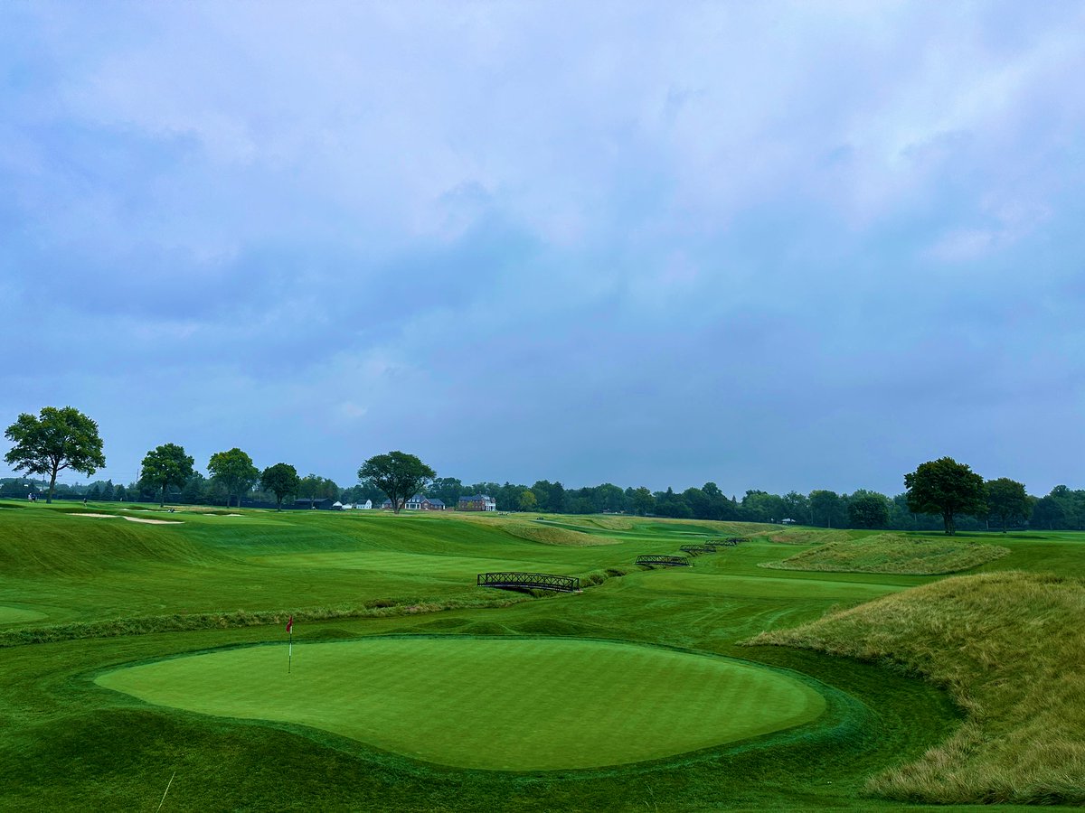 Rick Golfs tweet media