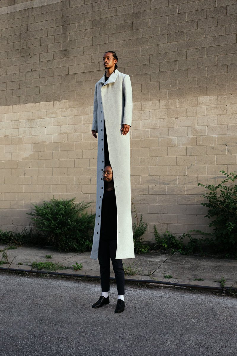 aaronricketts_'s tweet image. This is how I photograph men